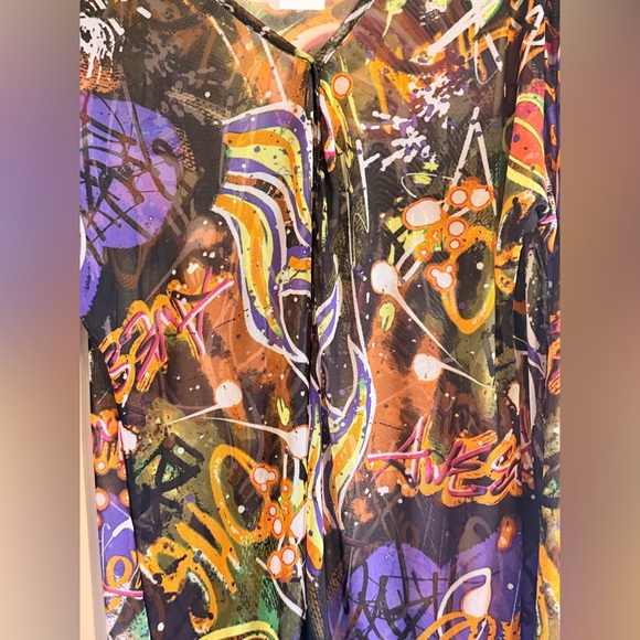 Graffiti Split Tunic Top - Picture 3 of 8